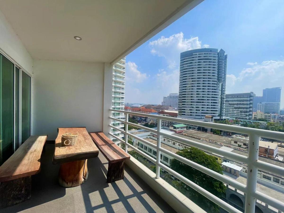 Beautiful Sea View Beach Front Condo Pattaya Exterior foto